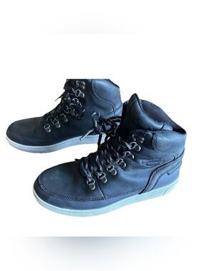 Harley Davidson Women’s Ashmont Waterproof Riding Sneaker Boot, D87200 Size 7.5